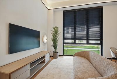 Apartament cu 4 camere decomandat în Pipera