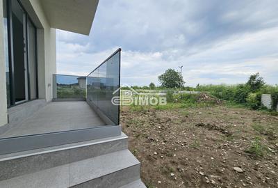 Spațiu modern, vizibil și versatil – ideal pentru afacerea ta - 1