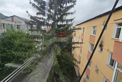 Apartament cu 2 camere de vânzare în zona Central - 10