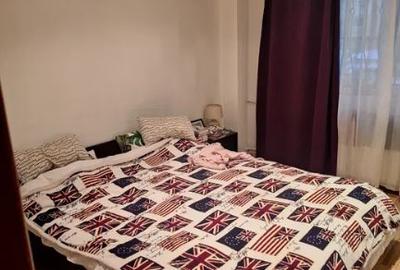 Apartament cu 3 camere decomandat în Dristor
