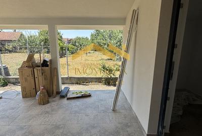 -Casa individuală -4 camere -2 băi - - 15