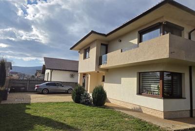 Casa 3 camere P+1 CETATE Alba Micesti Terasa 500 mp. Teren Asfalt Utilitati - 2