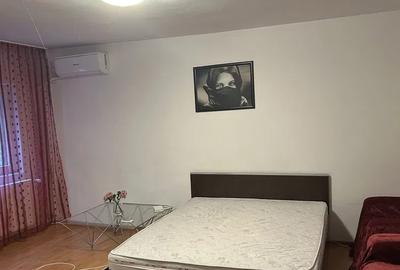 Garsonieră decomandată, mobilată în Berceni