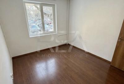 4 camere, P/8, 85 mp, bloc 1984- Crangasi - 4