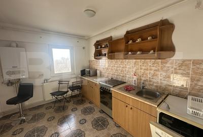 Apartament cu 2 camere decomandat, mobilat în Carpați 2