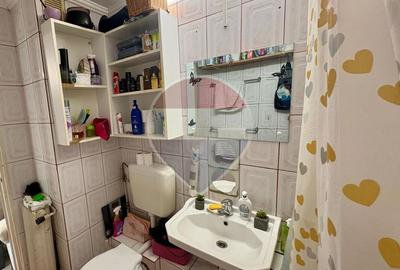 Apartament cu 2 camere de vânzare în zona Rogerius - 5