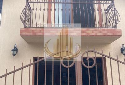 Casă individuală cu 5 camere în Remetea Mare