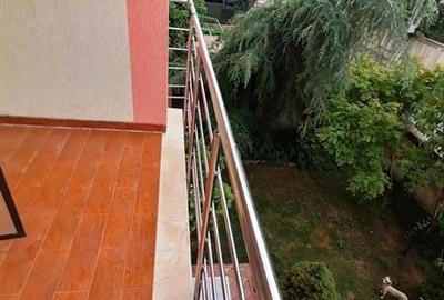 Casa - Vila -  Prelungirea Ghencea - -BUCURESTI sector 6 - 450000E- 660MP TEREN- - 6