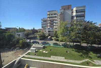 Apartament cu 3 camere spatios in bloc premium - 11