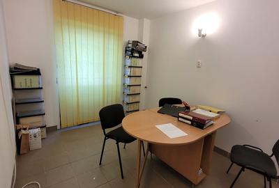 Apartament 3 camere decomandat cu ieșire stradală – Parter, Năvodari - 1