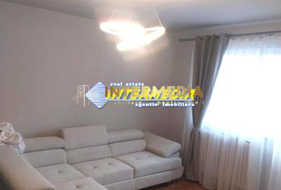 Apartament cu 2 camere decomandat, mobilat în Cetate