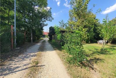Teren intravilan - ultimul lot de 698mp in Sacel - zona lacuri - 25