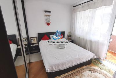 Apartament cu 2 camere decomandat în Periferie