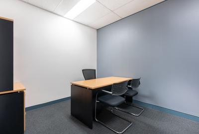 Abonamente flexibile pentru birouri în Regus Central Business Plaza - 1