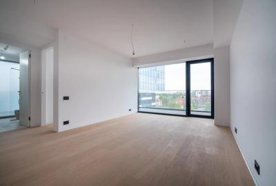 Apartament cu 4 camere decomandat în Floreasca
