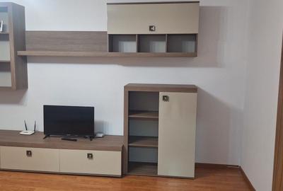 Apartament cu 3 camere decomandat, mobilat în Brâncoveanu