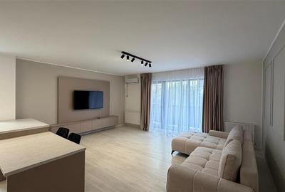 Apartament cu 3 camere semidecomandat, mobilat în Zorilor