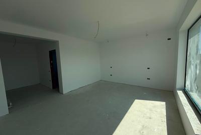 Casă individuală pe parter – 4 camere  Comision 0 - 15