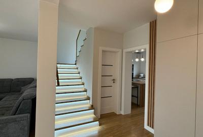 Duplex de LUX de închiriat în Șelimbăr – eleganță și confort premium - 4