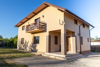 Casă individuală cu 5 camere în Cornetu