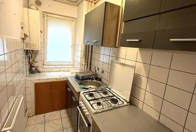 Apartament 2 camere, etaj 1, centrala proprie. Zona Sacele - 3