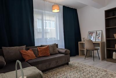Apartament cu 2 camere decomandat în Central