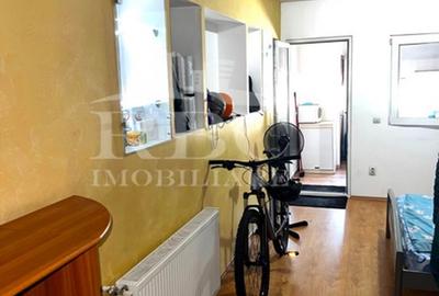 Garsoniera de vanzare cu parcare inclusa in pret in cartierul Iris - 2