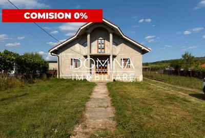 Casă individuală cu 4 camere în Săcelu