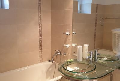 Apartament 3 camere, loc parcare Banu Manta / 1 Mai - 7
