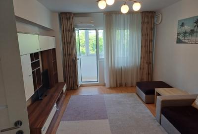 Apartament cu 2 camere semidecomandat în Ștefan cel Mare