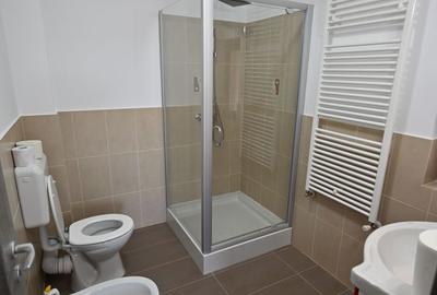 Casă / Vilă cu 4 camere de închiriat în zona Aradului - 10