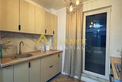 Apartament cu 2 camere decomandat, mobilat în Central