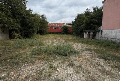 Teren Construcții de 2000 mp, în Veteranilor