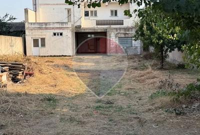 Proprietate mixtă – 1.109 mp teren + clădire 512 mp P+1+M , Toamnei - 2