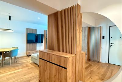 Apartament cu 3 camere semidecomandat în Cotroceni