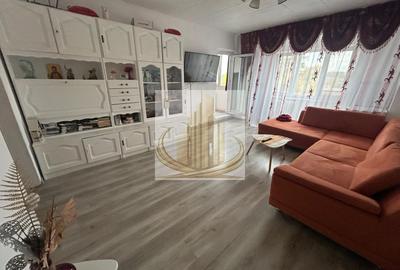 Apartament 5 camere 100mp Zona Padurea Verde - 1
