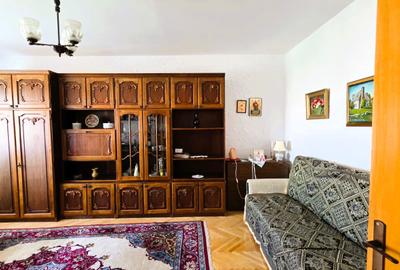 Oancea -Spital Sf Maria-2 Camere Decomandat 63mp-bloc 1990-etaj intermediar - 8