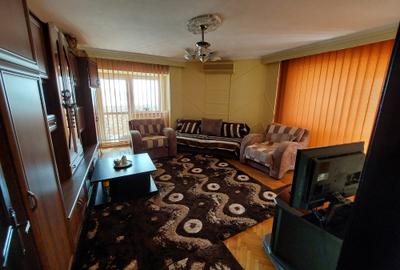 Apartament cu 2 camere decomandat în Tomis III