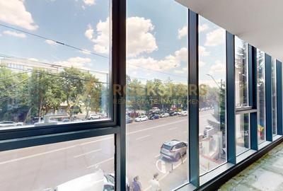 Birou, de 232.6 mp, în Aviației