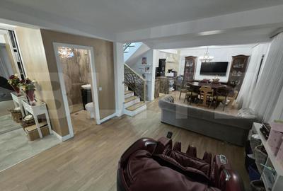 Duplex de vanzare  P+E, 90 mp, 151 mp, zona Gradina Poporului - 2