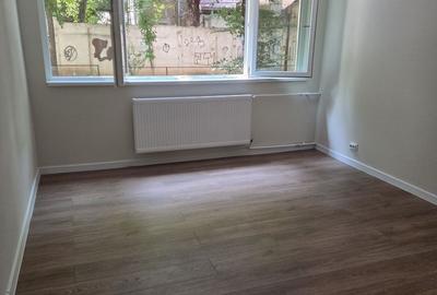 Apartament cu 2 camere decomandat în Viilor