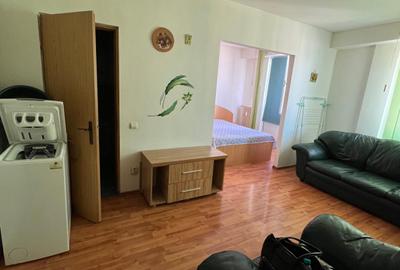Garsonieră confort I, ultracentral Ploiești – renovată, mobilată - 3
