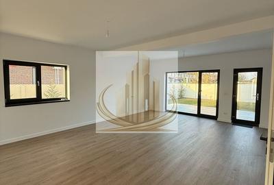 Duplex cu 5 camere în Dumbrăvița