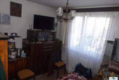 Apartament cu 2 camere semidecomandat, mobilat în Basarabia