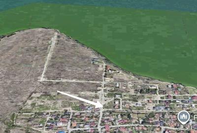 Teren 500 mp Palazu Mare mal înalt, deschidere la drum cu utilități. - 1