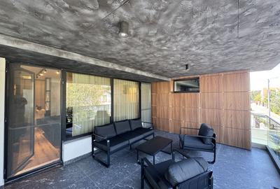 Apartament cu 4 camere semidecomandat în Iancu Nicolae