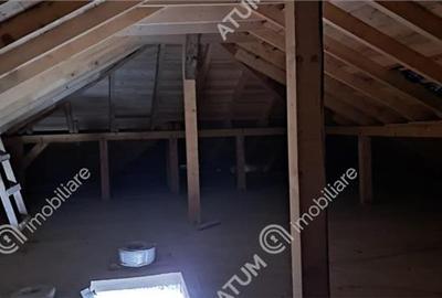 Casa individuala cu 4 camere si curte libera de 340 mp in Cisnadie - 16