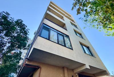 Apartament 3 Camere - Decomandat - Mobilat - Metrou Jiului - Imobil 2017 - 12