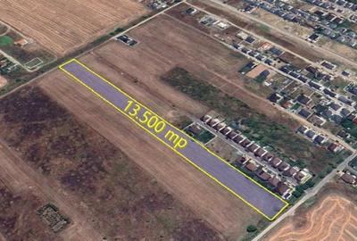 Teren agricol extravilan de 13500 mp, în Nord