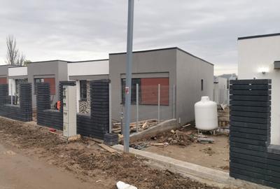 Casă individuală cu 3 camere în Plaiul Vulcanești